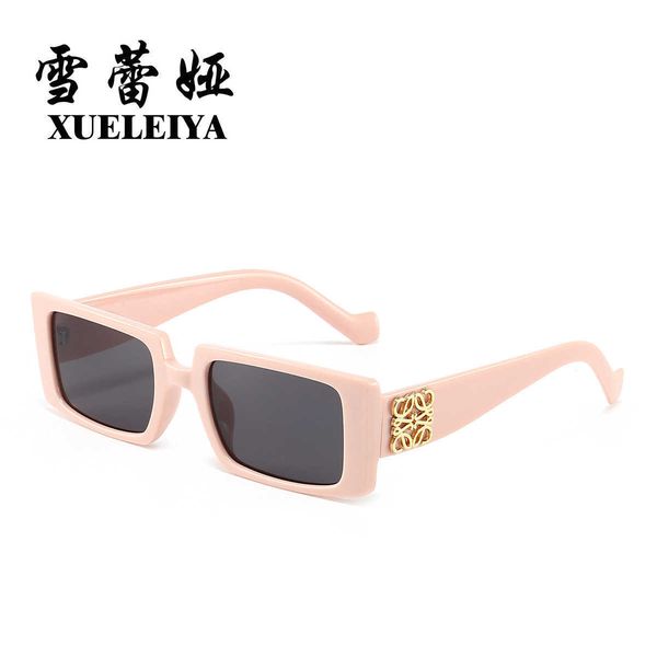 trendy fashion small box sunglasses men and women sunglasses for online red street pgraphy, White;black
trendy fashion small box sunglasses men and women sunglasses for online red street pgraphy, White;black
