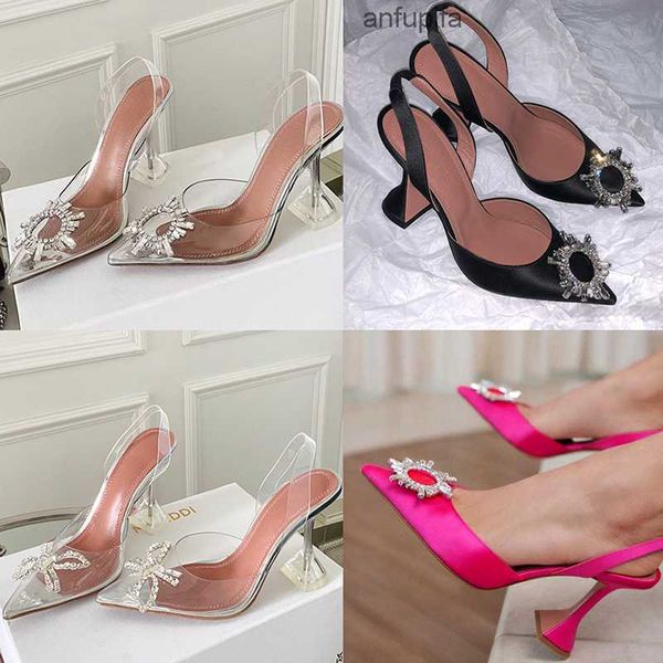 dress shoes amina muaddi luxury designers satin for womens sandal sunflower crystal buckle embellished slingbacks pumps t0p quality 10cm, Black
dress shoes amina muaddi luxury designers satin for womens sandal sunflower crystal buckle embellished slingbacks pumps t0p quality 10cm, Black