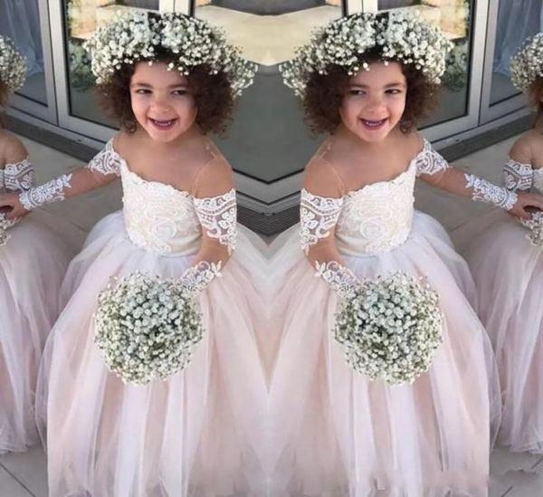 lace sheer long sleeves little girls pageant gowns tulle ball gown flower girl dresses for wedding baby birthday party dress 234177, White;blue
lace sheer long sleeves little girls pageant gowns tulle ball gown flower girl dresses for wedding baby birthday party dress 234177, White;blue