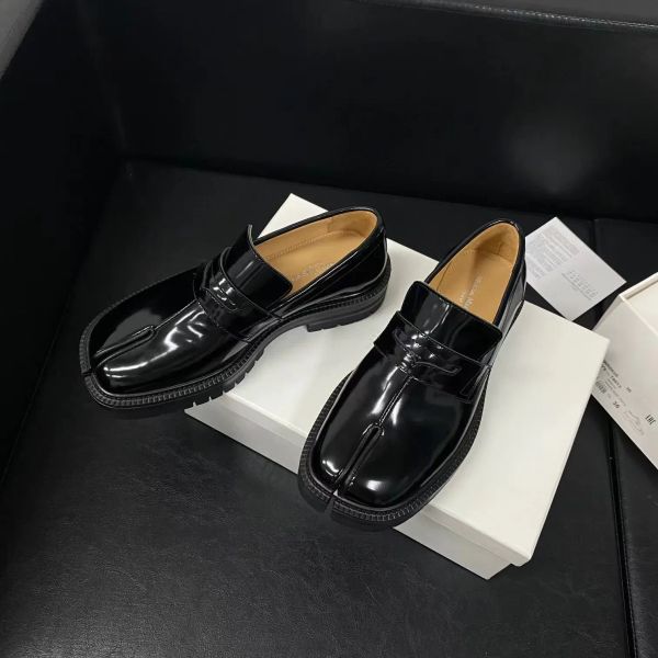 tabi lace-up shoes babouches 2023 designer summer platform shoes madison margiela woman fashion derma loafers tabi loafers size 35-40 glrx
tabi lace-up shoes babouches 2023 designer summer platform shoes madison margiela woman fashion derma loafers tabi loafers size 35-40 glrx