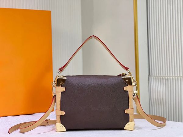 women's handbag designer fashion shoulder bag tote purse traditional hard case holds cosmetics mobile phone bill dinner messenger luxur, Black;red
women's handbag designer fashion shoulder bag tote purse traditional hard case holds cosmetics mobile phone bill dinner messenger luxur, Black;red