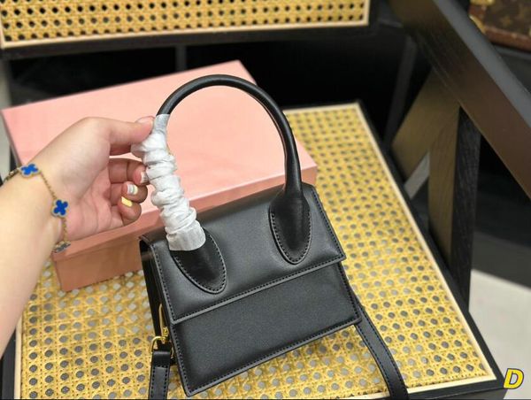 women designer bags shoulder bag triomphe smooth cowhide women teen cuir tote handbag shopping bags lady wallet 18cm
women designer bags shoulder bag triomphe smooth cowhide women teen cuir tote handbag shopping bags lady wallet 18cm