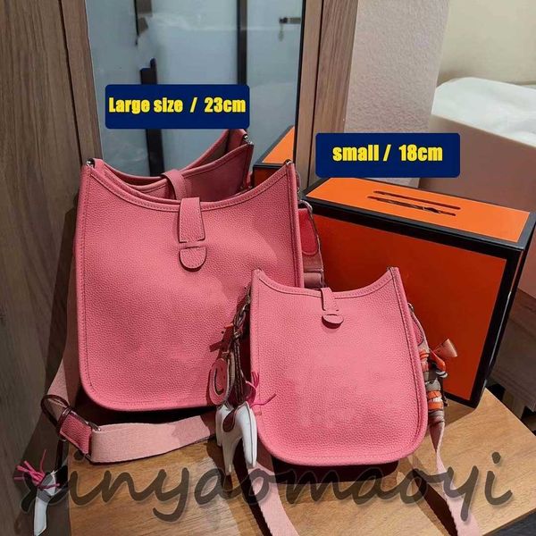 designer cowhide handbag crossbody bag solid color purse for men and women stylish size multi-color optional v104271 pink bag
designer cowhide handbag crossbody bag solid color purse for men and women stylish size multi-color optional v104271 pink bag