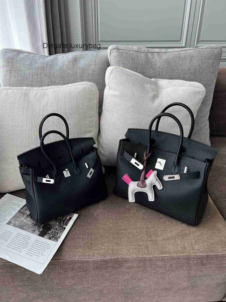 factory totes bag 5a quality h home original designer designer bag bird kin h home handbags black silver buckle leather women new fashion ve
factory totes bag 5a quality h home original designer designer bag bird kin h home handbags black silver buckle leather women new fashion ve