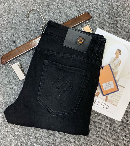 men's jeans casual pants luxury designer brand high street straight jean mens blue jeans washed big hole zipper biker pants black pant
men's jeans casual pants luxury designer brand high street straight jean mens blue jeans washed big hole zipper biker pants black pant