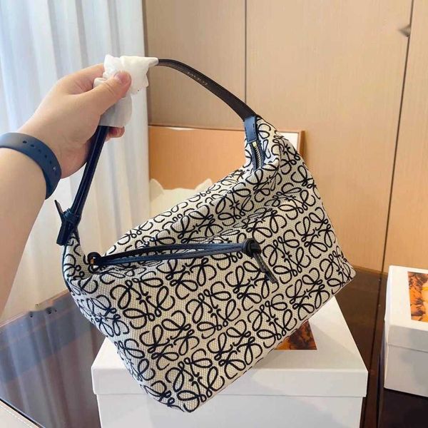 handheld bags spain lady girl canvas loewsbag bag women's designer splice 23 cubi underarm lunch jacquard shoulder tqbg
handheld bags spain lady girl canvas loewsbag bag women's designer splice 23 cubi underarm lunch jacquard shoulder tqbg