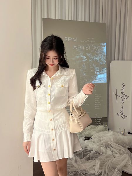 ba1 main women's blouses & shirts designer shirts elegant womens shirts luxury clothing corset shirt gold coin buckle knit striped long, White
ba1 main women's blouses & shirts designer shirts elegant womens shirts luxury clothing corset shirt gold coin buckle knit striped long, White