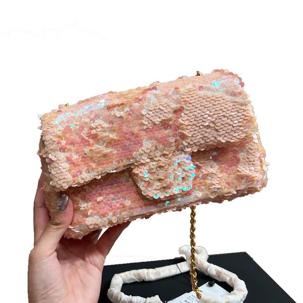 designers classic flap sequins shoulder bags handbags 5a quality quilted matelasse flap handbag fashion gold metal chain crossbody bag luxur
designers classic flap sequins shoulder bags handbags 5a quality quilted matelasse flap handbag fashion gold metal chain crossbody bag luxur