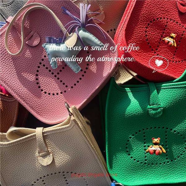 original h home evelynnss tote bags wholesale handmade mini 16cm spanish tc large cowhide one shoulder croevelynnssbody small bag for women
original h home evelynnss tote bags wholesale handmade mini 16cm spanish tc large cowhide one shoulder croevelynnssbody small bag for women