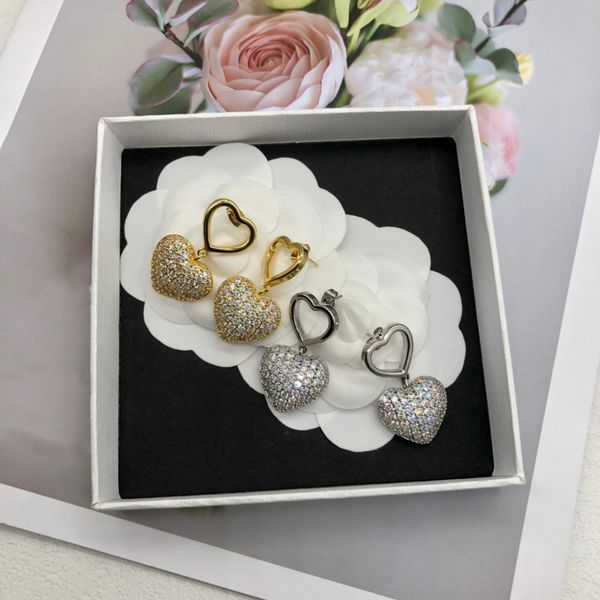 earing stud luxury earrings designer earrings diamond earrings heart-shaped earrings titanium steel ear studs women engagement earrings, Golden;silver
earing stud luxury earrings designer earrings diamond earrings heart-shaped earrings titanium steel ear studs women engagement earrings, Golden;silver