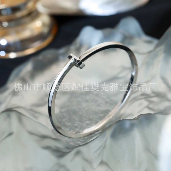 selling item v gold high edition double t letter clasp bracelet t1 room diamond wide yiyang qianxi same style with logo gvqh, Black
selling item v gold high edition double t letter clasp bracelet t1 room diamond wide yiyang qianxi same style with logo gvqh, Black