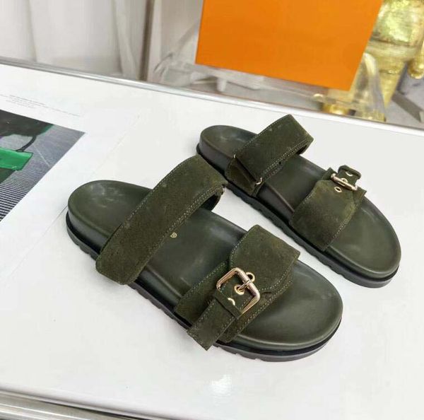 luxury beach sandals classic genuine leather slippers designer slides women flat slide flip flops sandal womens shoes fashion slipper large, Black
luxury beach sandals classic genuine leather slippers designer slides women flat slide flip flops sandal womens shoes fashion slipper large, Black