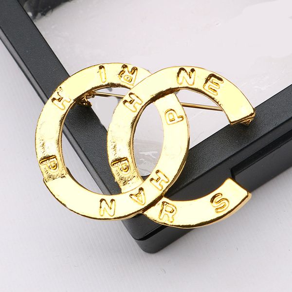 famous design luxury designer brooch women letter simple style brooches suit pin gold plated fashion jewelry clothing decoration accessories, Gray
famous design luxury designer brooch women letter simple style brooches suit pin gold plated fashion jewelry clothing decoration accessories, Gray