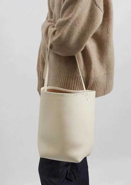 the row bag fashion the row casual designe luxury crossbody messenger bags box shoulder bags tote handbag the row iw2t
the row bag fashion the row casual designe luxury crossbody messenger bags box shoulder bags tote handbag the row iw2t