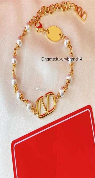 designer bracelet letter v jewelry necklace luxury women fashion jewelry pearl metal valentinoly day gift sdf9903811, Golden;silver
designer bracelet letter v jewelry necklace luxury women fashion jewelry pearl metal valentinoly day gift sdf9903811, Golden;silver