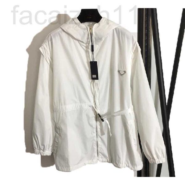 women's trench coats designer 23ss designer womens windbreaker triangle drawcord waist long sleeved hoodie zipper loose elegant women c, Tan;black
women's trench coats designer 23ss designer womens windbreaker triangle drawcord waist long sleeved hoodie zipper loose elegant women c, Tan;black