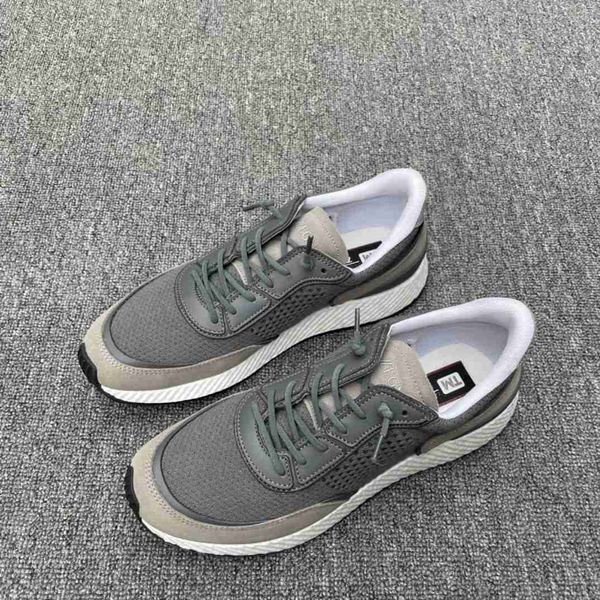 new fashion mens ultra light sports casual shoes popcorn light sole mens shoes, Black
new fashion mens ultra light sports casual shoes popcorn light sole mens shoes, Black