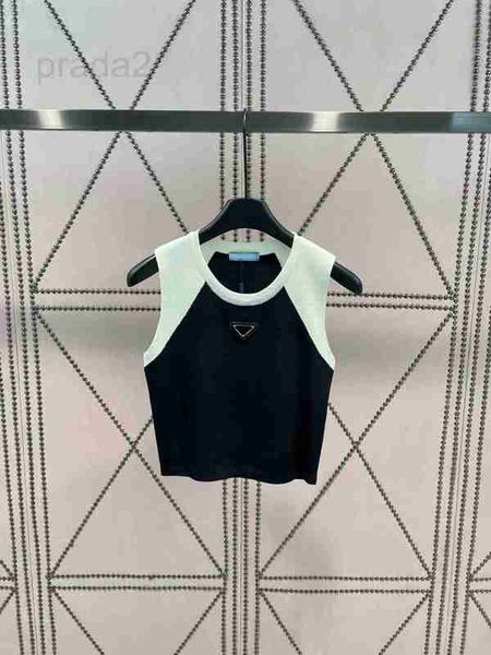 women's sweaters designer 2023 summer triangle pattern fashion knit sleeveless o-neck for women casual sweater ga0d, White;black
women's sweaters designer 2023 summer triangle pattern fashion knit sleeveless o-neck for women casual sweater ga0d, White;black