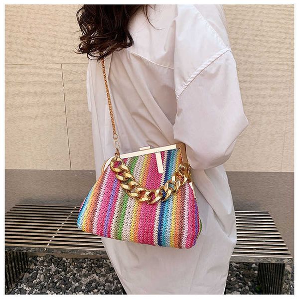 clamping bag women's bag ethnic vertical pattern chain mouth empty crossbody bag exquisite high-end feeling dinner bag
clamping bag women's bag ethnic vertical pattern chain mouth empty crossbody bag exquisite high-end feeling dinner bag