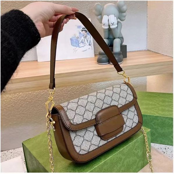 designer mini saddle bag belt chain shoulder bag crossbody bag tote bag saddle bag belt fashion women's handbag luxury shoulder bag mes
designer mini saddle bag belt chain shoulder bag crossbody bag tote bag saddle bag belt fashion women's handbag luxury shoulder bag mes