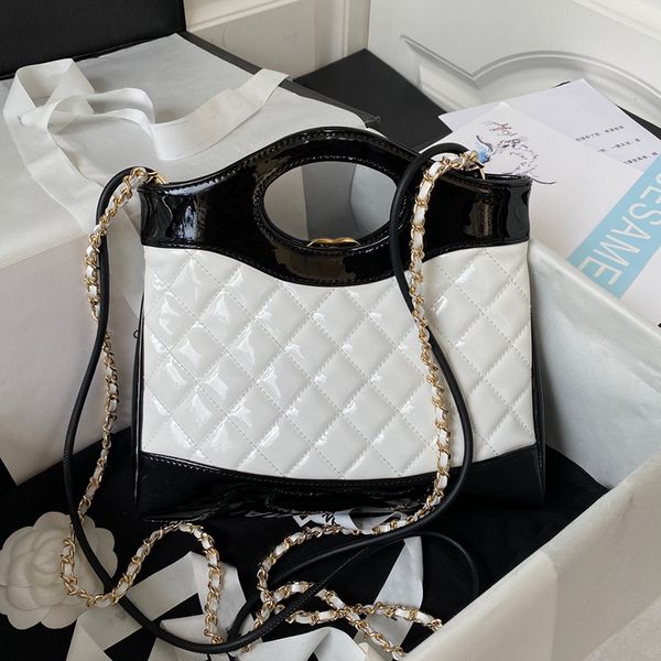 designer 31 mini shopping bag calfskin shoulder bag 23cm luxury handbag high imitation crossbody bag with box zc109
designer 31 mini shopping bag calfskin shoulder bag 23cm luxury handbag high imitation crossbody bag with box zc109