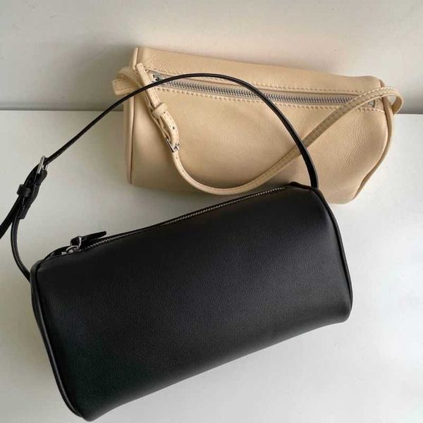 the row bag the row pencil case wrap head layer cowhide simple and premium feel penholder wrap underarm handbag
the row bag the row pencil case wrap head layer cowhide simple and premium feel penholder wrap underarm handbag