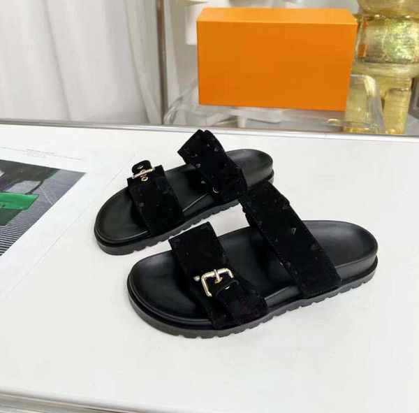 2024 italy designer platform slide sandals luxury fashion brand women sandal beach slippers size 35-42 model, Black
2024 italy designer platform slide sandals luxury fashion brand women sandal beach slippers size 35-42 model, Black