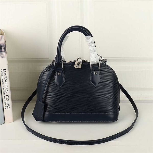 shoulder bags luxurys designer shell bag alma bb embroidery thread embossing genuine leather classic ladies handbag women cossbody purse han
shoulder bags luxurys designer shell bag alma bb embroidery thread embossing genuine leather classic ladies handbag women cossbody purse han