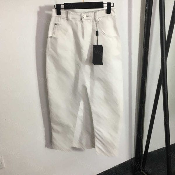 23ss womens designer clothing designer skirts jacquard letter high-waisted split denim skirt women clothes a1, Black
23ss womens designer clothing designer skirts jacquard letter high-waisted split denim skirt women clothes a1, Black