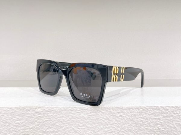 miu sunglasses windproof slim ps popular all fashion large label glasses vmu 04u, White;black
miu sunglasses windproof slim ps popular all fashion large label glasses vmu 04u, White;black