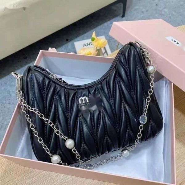 designer bags crystal chain bag new pearl crescent bag pleated water diamond soft leather underarm crossbody bag shoulder bags
designer bags crystal chain bag new pearl crescent bag pleated water diamond soft leather underarm crossbody bag shoulder bags