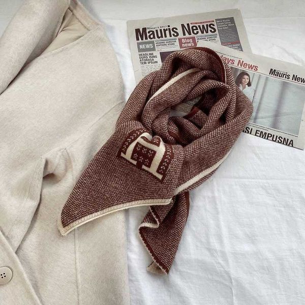 designer hemrres scarf 2023 new south korea east gate autumn and winter h letter double sided knitted versatile ins woolen neck, Blue;gray
designer hemrres scarf 2023 new south korea east gate autumn and winter h letter double sided knitted versatile ins woolen neck, Blue;gray