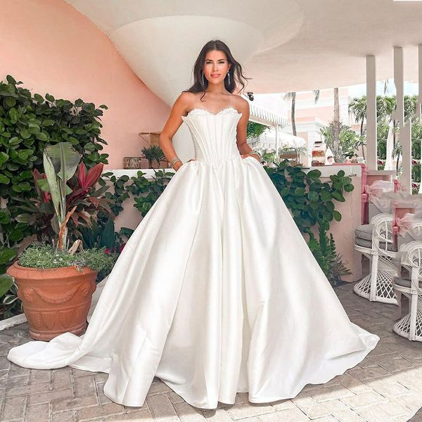 modern exposed boning a line wedding dresses sweetheart crystal satin bridal gown with pocket puffy skirt plus size wedding dress, White
modern exposed boning a line wedding dresses sweetheart crystal satin bridal gown with pocket puffy skirt plus size wedding dress, White