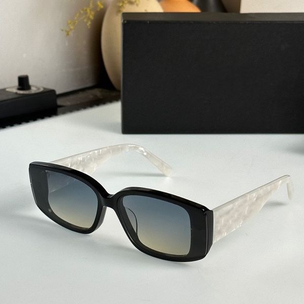 2023 women men sunglasses white shinny width plank full frame blue yellow gradient color rectangle glasses available with box, White;black
2023 women men sunglasses white shinny width plank full frame blue yellow gradient color rectangle glasses available with box, White;black