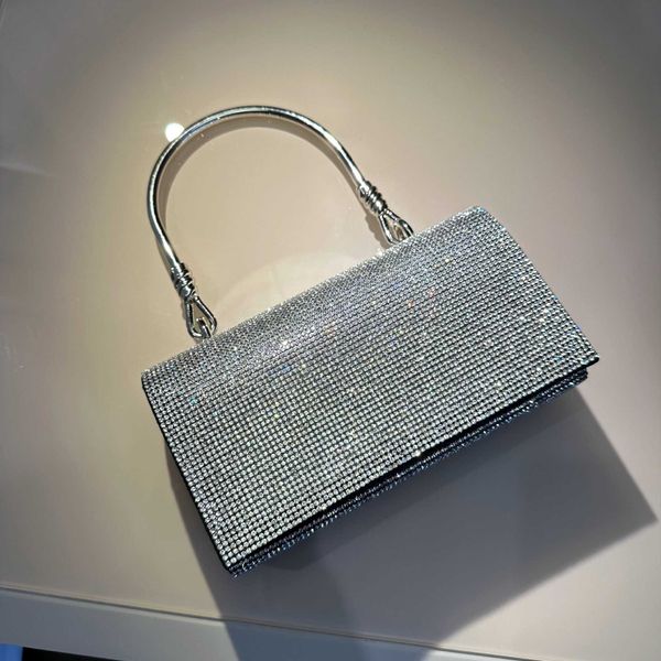 2023 new shining diamond knot handbag light luxury dinner bag dress wrist bag
2023 new shining diamond knot handbag light luxury dinner bag dress wrist bag