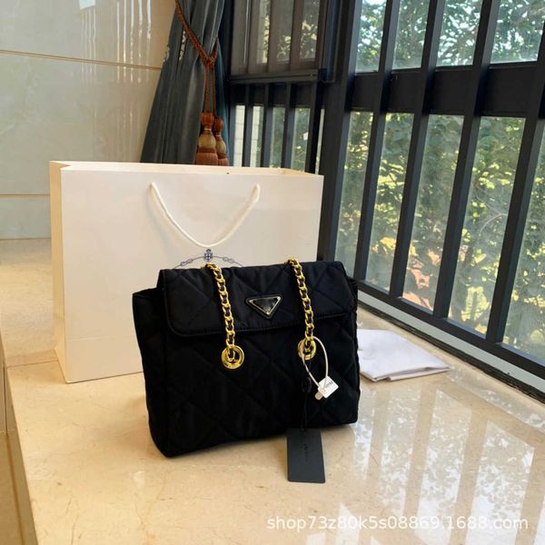 handbag factory clearance wholesale new family parachute vintage bag women's sense crossbody one shoulder diamond grid chain stray
handbag factory clearance wholesale new family parachute vintage bag women's sense crossbody one shoulder diamond grid chain stray