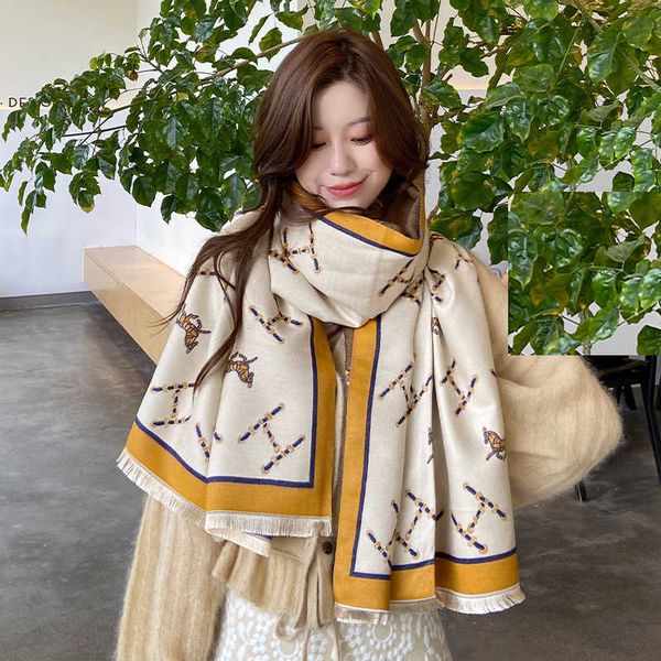 designer hemrres scarf 2023 autumn and winter imitation cashmere women's warm short beaded h xiaoma air conditioned shawl thickened nec, Blue;gray
designer hemrres scarf 2023 autumn and winter imitation cashmere women's warm short beaded h xiaoma air conditioned shawl thickened nec, Blue;gray