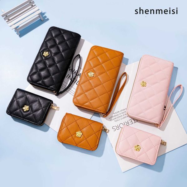new light luxury and fresh small fragrant wind women's wrist wallet card bag multi-card women's mobile phone bag
new light luxury and fresh small fragrant wind women's wrist wallet card bag multi-card women's mobile phone bag