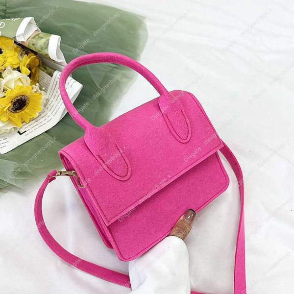 2023 summer purses designer bag woman handbag new simple casual crossbody casual shoulder fashion casual small square cosmetics bags
2023 summer purses designer bag woman handbag new simple casual crossbody casual shoulder fashion casual small square cosmetics bags