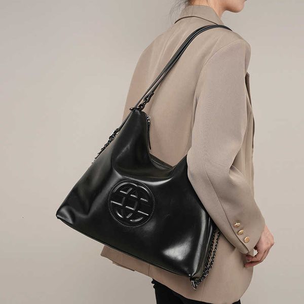 suitcase and bag dinner small soft leather tote bag for women 2023 new high capacity cowhide big quality commuter backpack
suitcase and bag dinner small soft leather tote bag for women 2023 new high capacity cowhide big quality commuter backpack