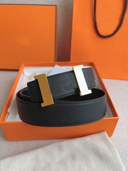 designer fashion luxurious belt men women belt fashion high-end belts smooth big buckle real leather classical 3.0cm width with box 108448, Black;brown
designer fashion luxurious belt men women belt fashion high-end belts smooth big buckle real leather classical 3.0cm width with box 108448, Black;brown