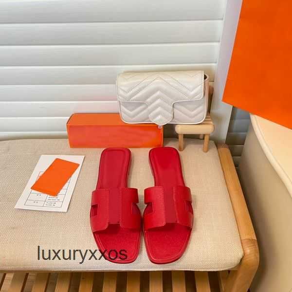 beach sandal leather ladies slippers oran designer summer flat slipper shoes fashion 2023 women luxury girl h letter ocx0
beach sandal leather ladies slippers oran designer summer flat slipper shoes fashion 2023 women luxury girl h letter ocx0