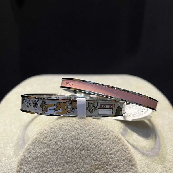 designer hemrres bracelet aijia h's new rabbit enamel pattern high edition women's e563, Black
designer hemrres bracelet aijia h's new rabbit enamel pattern high edition women's e563, Black