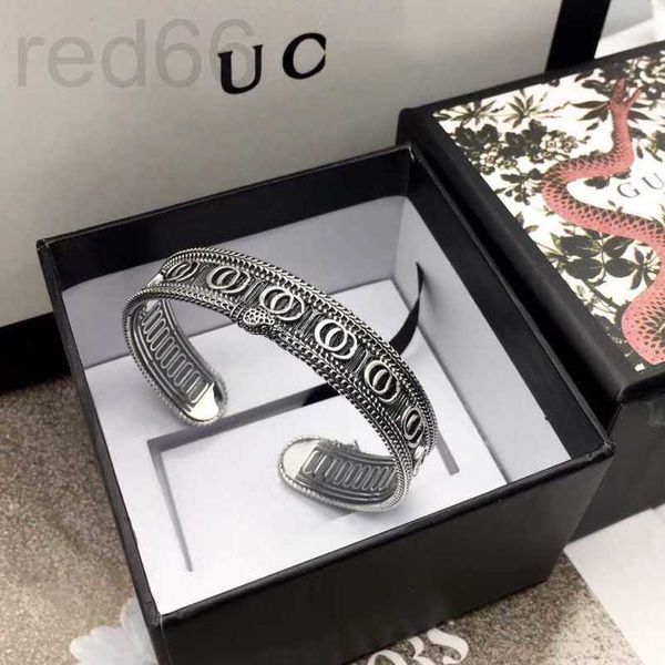 cuff designer designer bangles luxury classic couple cuffs vintage open letter fashionable and versatile jewellery brands holiday gift eiq8, White
cuff designer designer bangles luxury classic couple cuffs vintage open letter fashionable and versatile jewellery brands holiday gift eiq8, White
