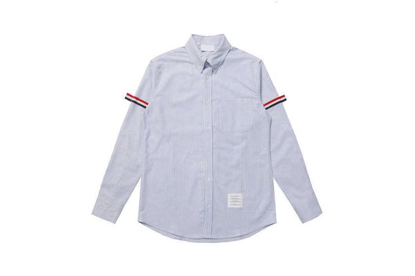 23ss designer mens shirt lapel solid color arms classic red white and blue triple color double ribbon shirt men clothes a1, White;black
23ss designer mens shirt lapel solid color arms classic red white and blue triple color double ribbon shirt men clothes a1, White;black