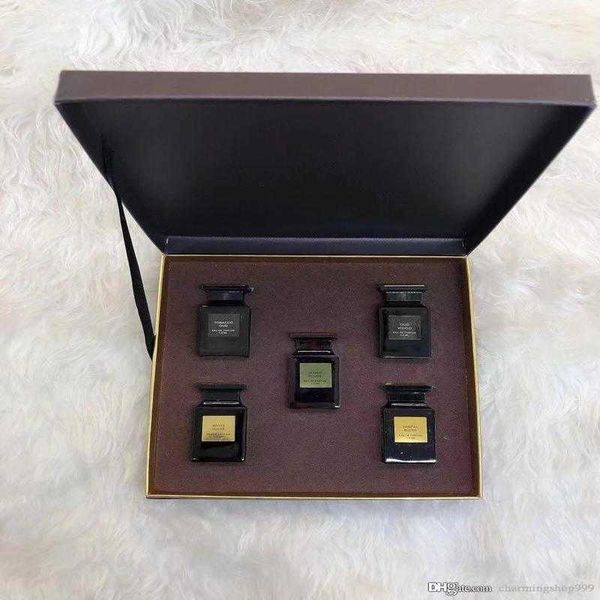 fashion perfumes sets gift box man perfume fragrance 5 bottles 7.5ml oudwood tobacco oud edp parfum spray lasting famous designer cologne fo
fashion perfumes sets gift box man perfume fragrance 5 bottles 7.5ml oudwood tobacco oud edp parfum spray lasting famous designer cologne fo