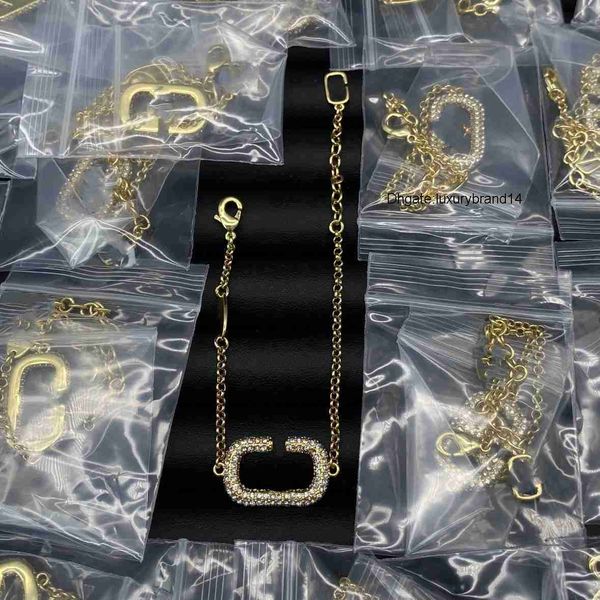 luxury designer valentinoly bracelet lucky link charm bracelet exquisite jewelry elegant temperament versatile, Golden;silver
luxury designer valentinoly bracelet lucky link charm bracelet exquisite jewelry elegant temperament versatile, Golden;silver