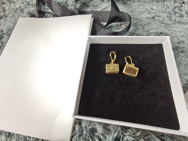 fashion designer letter luxury geometric crystal cute earrings stud p0dayt, Golden;silver
fashion designer letter luxury geometric crystal cute earrings stud p0dayt, Golden;silver