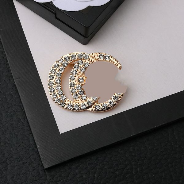 famous design luxury designer brooch women letter retro brooches suit pin gold plated fashion jewelry clothing decoration accessories, Gray
famous design luxury designer brooch women letter retro brooches suit pin gold plated fashion jewelry clothing decoration accessories, Gray