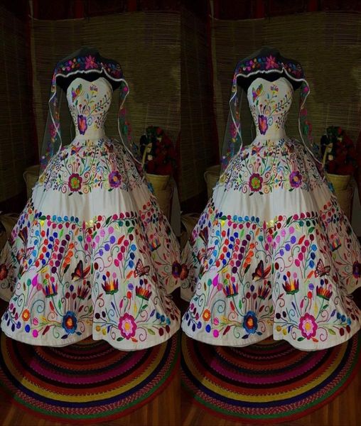 2023 traditinal mexican dresses quinceanera for women vintage embroidered strapless satin sweet 16 dress charro corset back3081374, Blue;red
2023 traditinal mexican dresses quinceanera for women vintage embroidered strapless satin sweet 16 dress charro corset back3081374, Blue;red